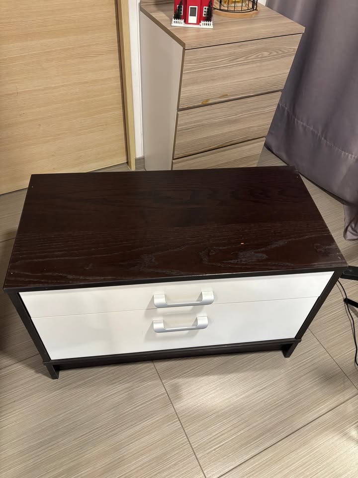 A donner 2 meubles bas de couleur blanc avec plateau 1 1370368435101949 - Accueil - Quimper Brest